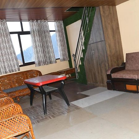 Hotel Mountain View And Rooftop Restaurant Pithorāgarh Eksteriør bilde